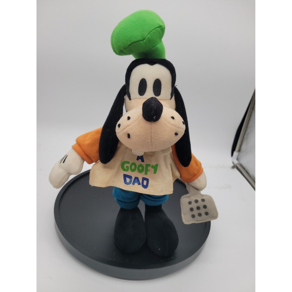 Disney Store Goofy 13” Plush "I’m A Goofy Dad" Grilling BBQ Father Flaw Read